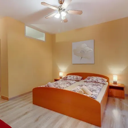 Apartmán With A Parking Space